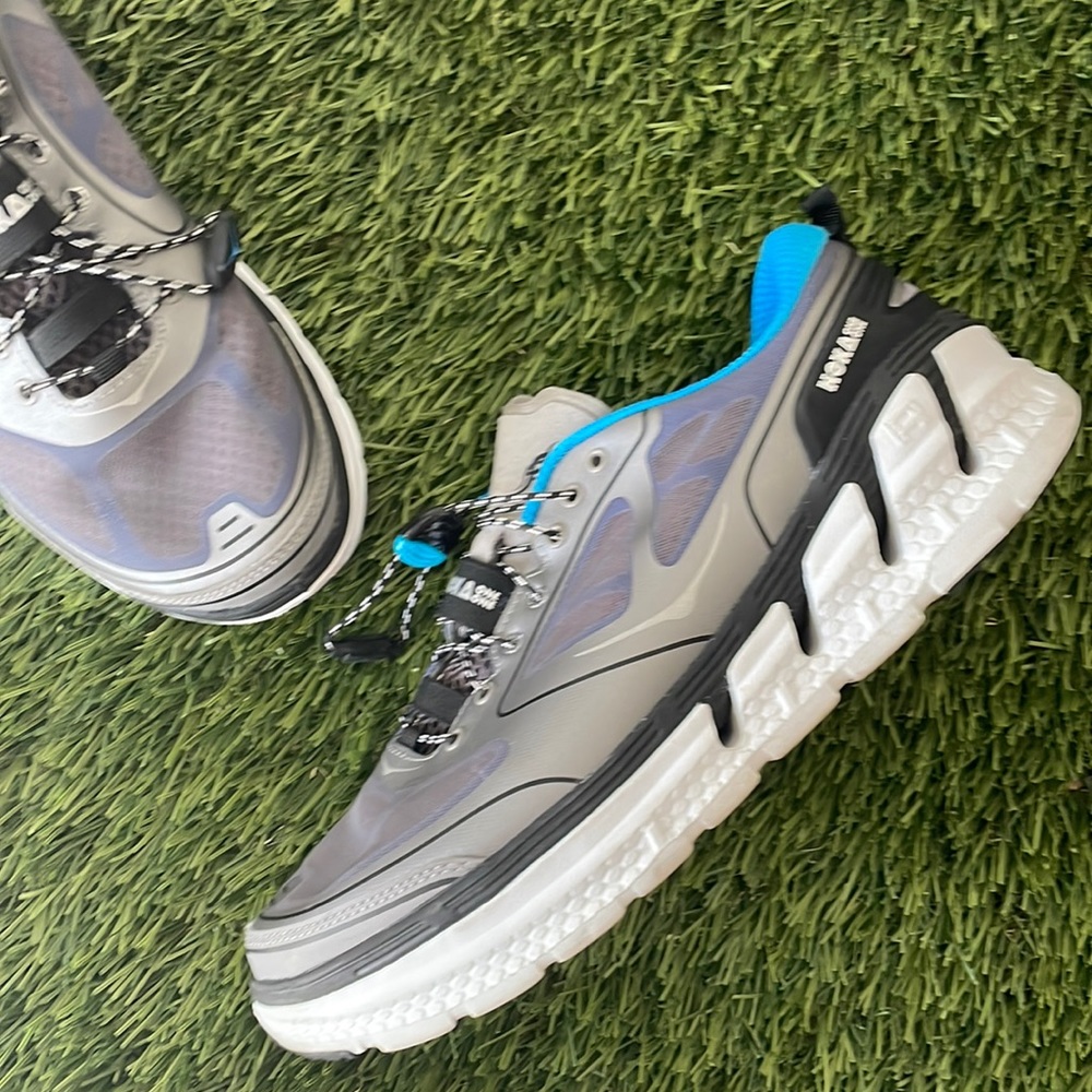 HOKA One One mens Conquest Road Running shoes - 10